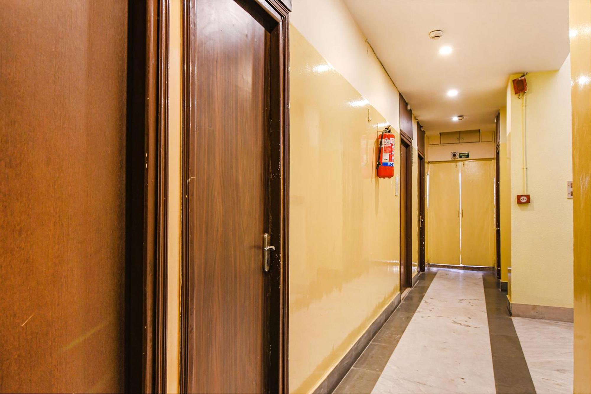 Fabhotel Aayash - Nr City Center Metro Station Kalkuta Zewnętrze zdjęcie
