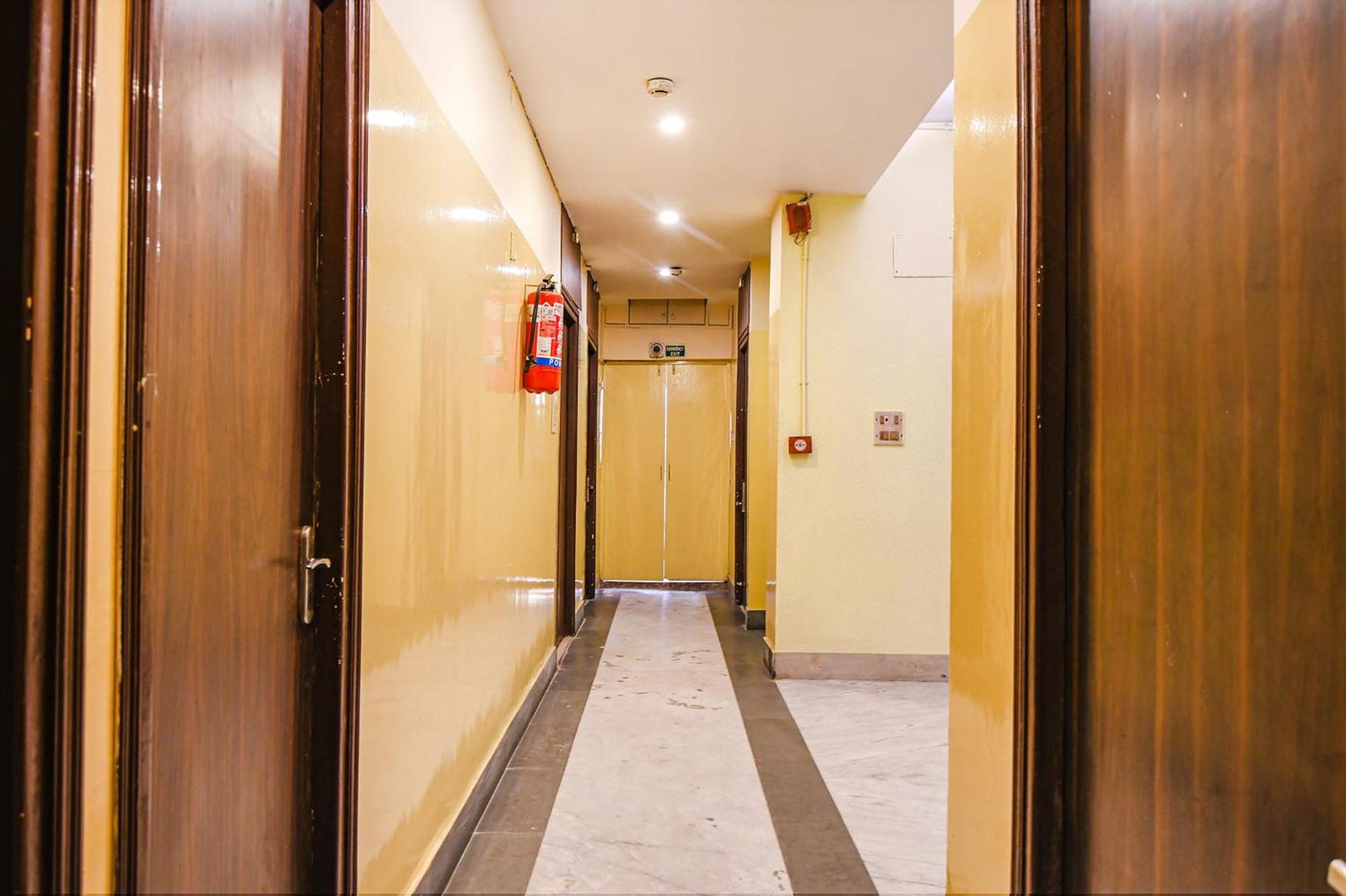 Fabhotel Aayash - Nr City Center Metro Station Kalkuta Zewnętrze zdjęcie