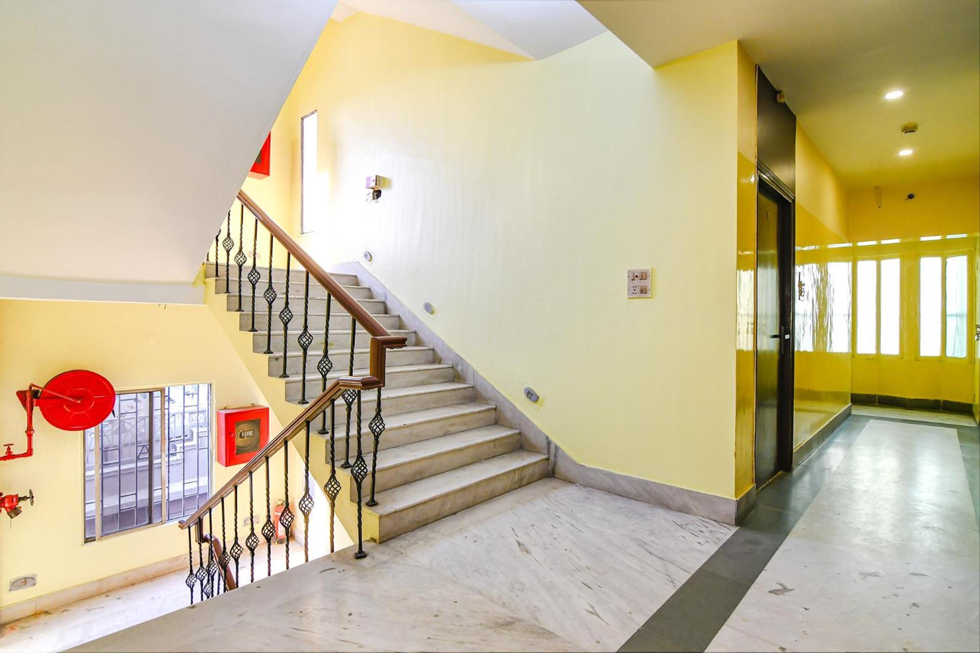 Fabhotel Aayash - Nr City Center Metro Station Kalkuta Zewnętrze zdjęcie